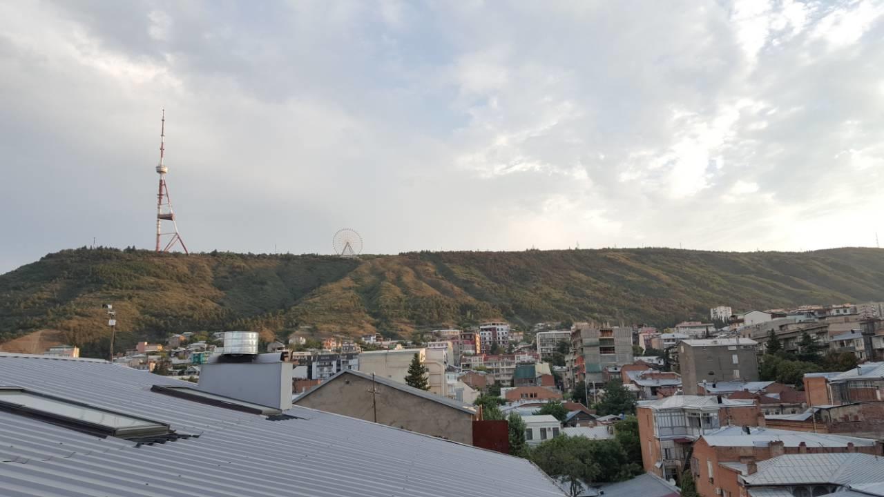 Nini'S Lofts At The Melikishvili Street Тбилиси Екстериор снимка